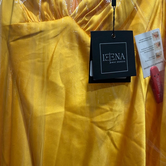 Mac Duggal‎ Marigold Maxi in Size 2 $398 NWT - Picture 4 of 5